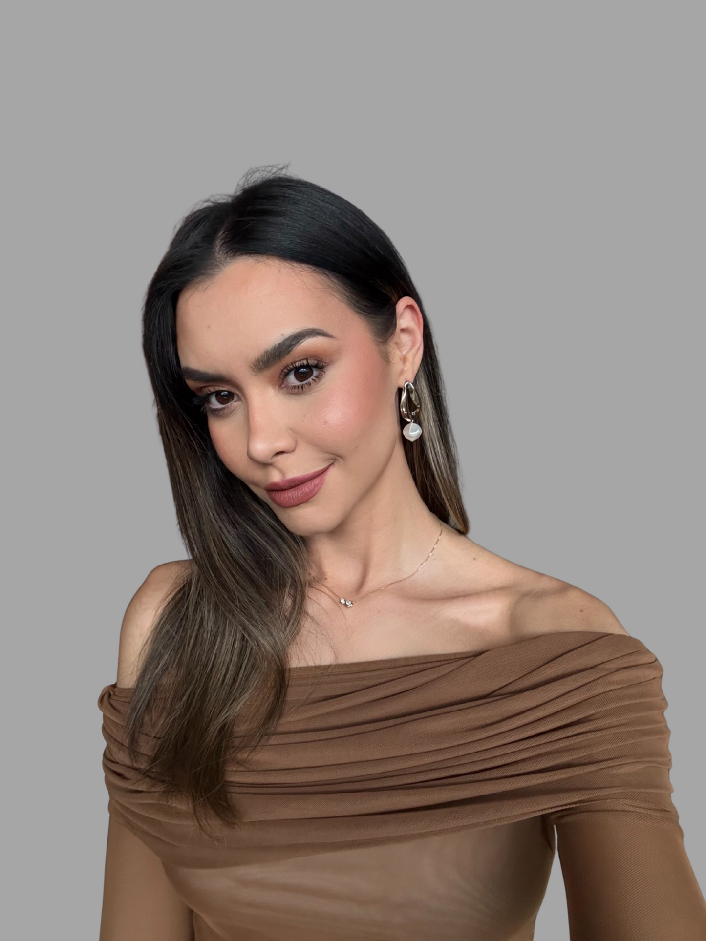 Blouse hombros afuera en tul