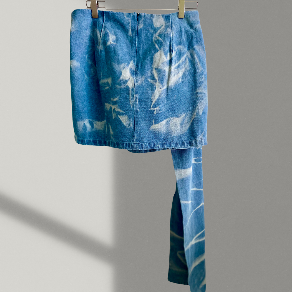 Falda demin con aplique floral